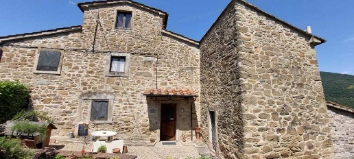 Foto Rustico a Rufina di 120 m² con 6 locali in vendita