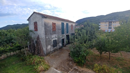 Foto Rustico a Ameglia di 124 m² in vendita