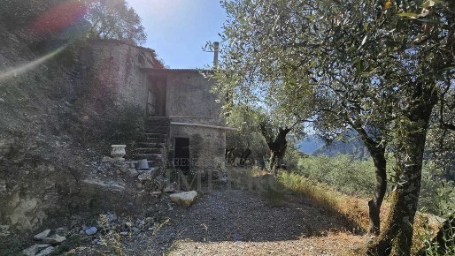Foto Rustico in Località Para, Airole di 60 m² con 3 locali in vendita