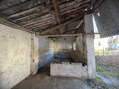 Foto Rustico a Bassano del Grappa Centro di 300 m² con 5 locali in vendita