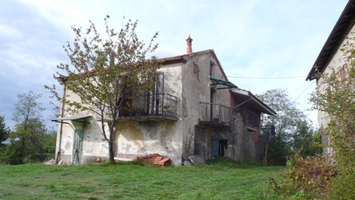 Foto Rustico a Ponzone Cimaferle di 200 m² con 12 locali in vendita