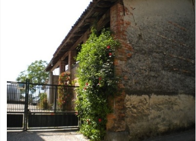 Foto Rustico in VIA SAN FLOREANO 3, Santa Maria la Longa di 180 m²