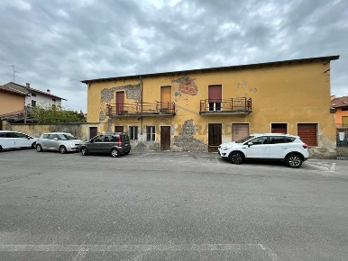 Foto Rustico in PIAZZA CASTELLO, Dalmine Centro di 500 m² in vendita