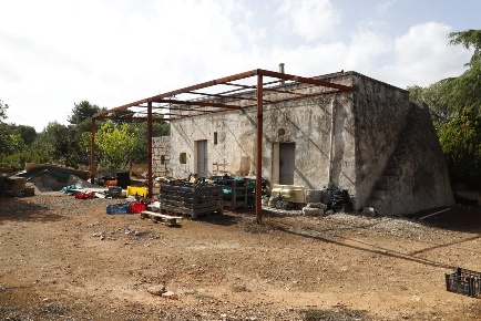 Foto Rustico in Contrada Tamburroni, Ostuni Tamburroni, Grottone, Rosara