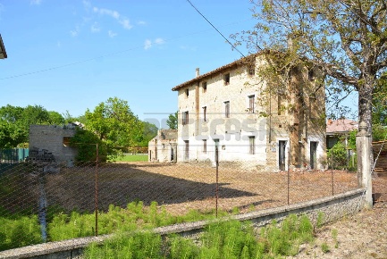 Foto Rustico in VIA TORSA 43, Rivignano Teor Ariis di 215 m² con 5 locali