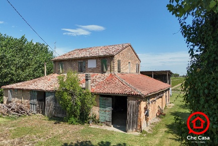 Foto Rustico in Via Del Rosso 11, Ravenna Castiglione di 450 m² in vendita