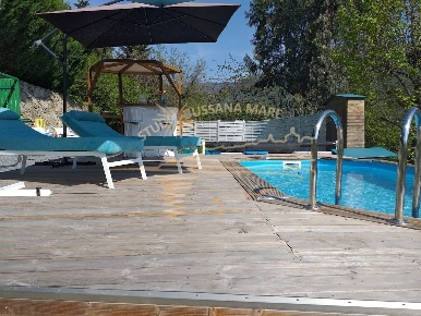 Foto Rustico in Località Negre snc, Ceriana Bussana di 80 m² con 3 locali