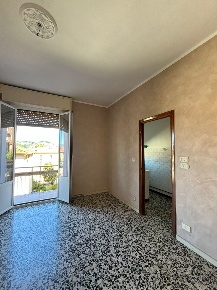 Foto Appartamento a Fornovo di Taro di 110 m² con 5 locali in vendita