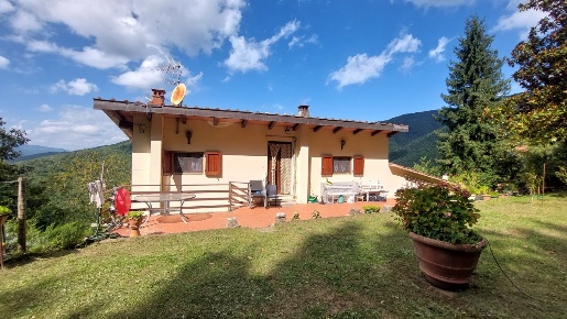 Foto Rustico in Strada Statale Stia - Londa 7, Londa di 135 m² con 6 locali