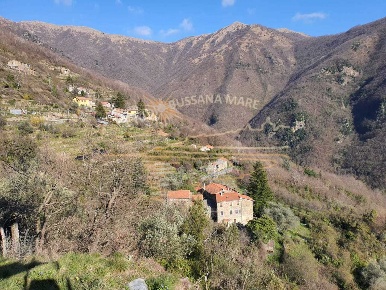 Foto Rustico in Via Verrandi 1, Molini di Triora Centro di 70 m² in vendita