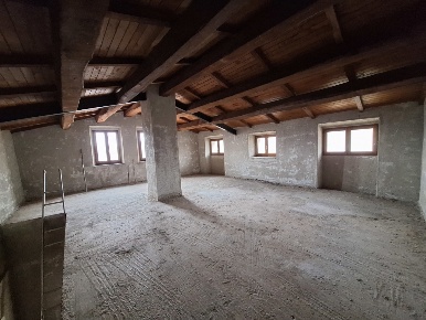 Foto Rustico in via di Agliano 1, Campello sul Clitunno di 95 m² in vendita