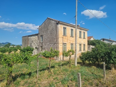 Foto Rustico in via caselle 43, Noventa Vicentina di 250 m² con 7 locali