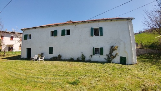 Foto Rustico in Via La Fontana 7, Palagano Susano di 149 m² con 8 locali