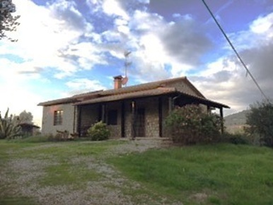 Foto Rustico in Località Braccio, Roccastrada di 270 m² con 7 locali