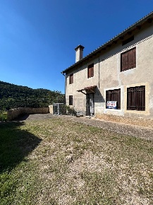 Foto Rustico in VIA PIANEZZE, Val Liona Centro di 170 m² con 10 locali