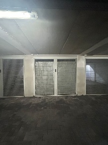 Foto Posti auto a Sarzana Centro di 15 m² con 1 locali in vendita