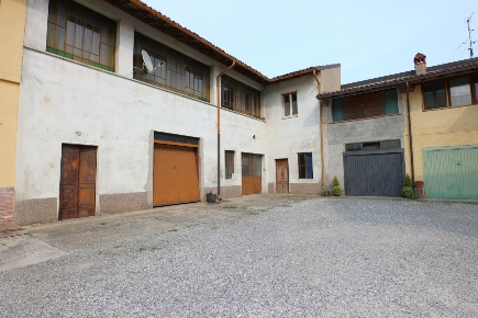 Foto Rustico in Via Roma 37, Adro Centro di 407 m² in vendita