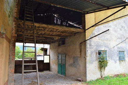 Foto Rustico in Via Villa 2, Montorso Vicentino di 180 m² con 1 locali