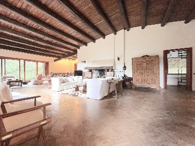 Foto Villa unifamiliare in Via Pratoni del Vivaro 1, Rocca di Papa