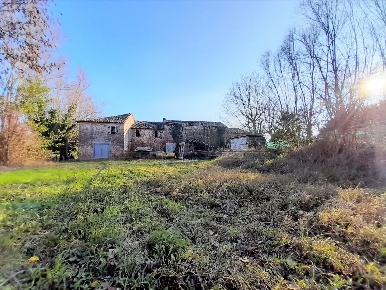 Foto Rustico a Piazzola sul Brenta Tremignon di 250 m² con 13 locali