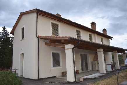 Foto Rustico a San Miniato di 400 m² con 10 locali in vendita