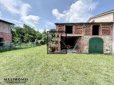 Foto Rustico in Via Tullio Cristiani, Castelfranco di Sotto Orentano
