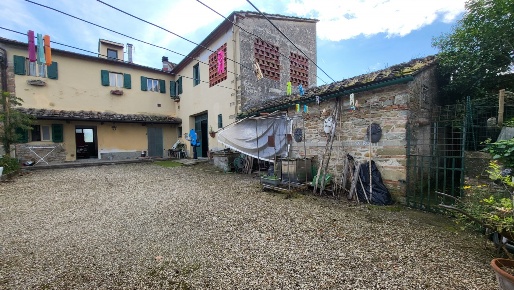 Foto Rustico a Vicchio di 110 m² con 4 locali in vendita