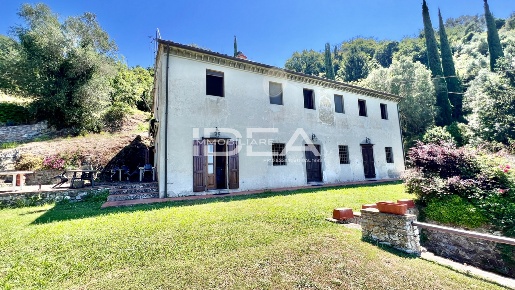 Foto Rustico in Via di Gello, Pisa Porta a Lucca di 350 m² con 5 locali