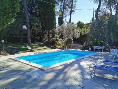 Foto Rustico in strada Provinciale del Virginio, Lastra a Signa di 300 m²