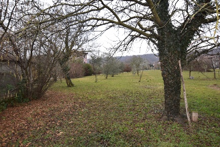 Foto Rustico a Giavera del Montello Centro di 210 m² con 10 locali