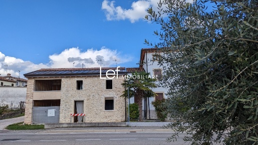 Foto Rustico a San Pietro di Feletto San Pietro di 100 m² con 4 locali