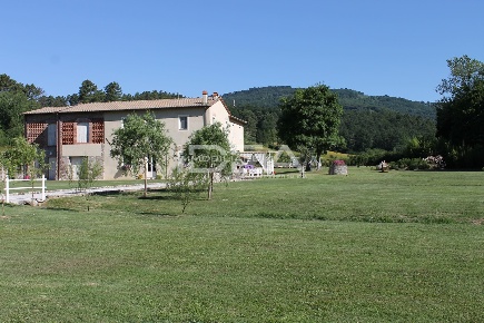 Foto Rustico in Via delle Gavine, Lucca Maggiano - San Macario di 500 m²
