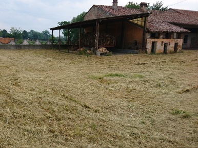 Foto Rustico a Mairago di 400 m² con 5 locali in vendita