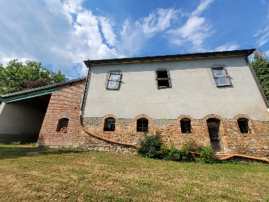 Foto Rustico a Montevarchi Città di 280 m² con 12 locali in vendita