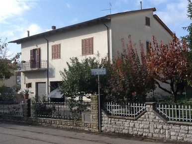Foto Rustico in Via Della Nave, Castiglion Fiorentino di 400 m² in vendita