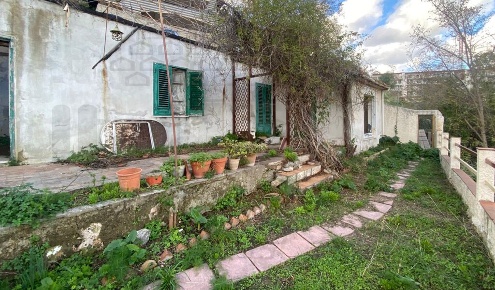 Foto Rustico in Montepiselli, Messina Viale Italia - Montepiselli di 135 m²