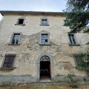Foto Rustico a Arezzo Stadio di 600 m² con 14 locali in vendita