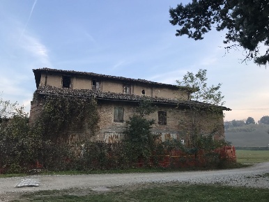 Foto Rustico in via Melloni, Valsamoggia di 850 m² con 23 locali in vendita