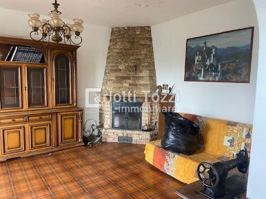 Foto Rustico in STRADA DI VALLEROTANA, Grosseto di 240 m² con 8 locali