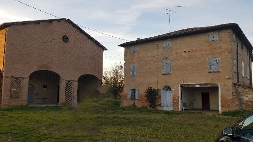 Foto Rustico in Via Ossi, Castelvetro di Modena di 400 m² con 1 locali