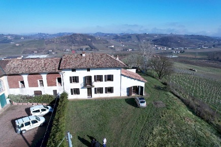 Foto Rustico in Regione Corte, San Marzano Oliveto Corte di 314 m²