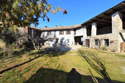 Foto Rustico in strada Sant'Anna, Costigliole d'Asti Sant'anna di 303 m²