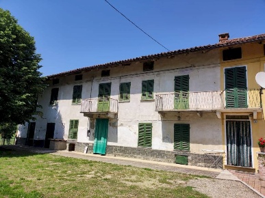 Foto Rustico in Regione Bologna, Agliano Terme di 294 m² con 11 locali