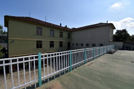 Foto Rustico a Neviglie di 676 m² con 10 locali in vendita
