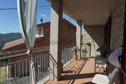 Foto Rustico in Regione Vengore S.N.C, Roccaverano di 245 m² con 9 locali