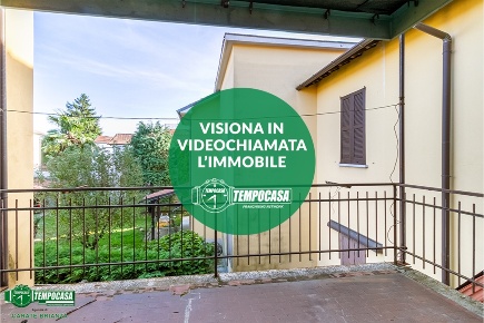 Foto Rustico a Verano Brianza di 69 m² con 2 locali in vendita