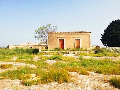 Foto Rustico in Noto Contrada Cugno Vasco, Noto con 10 locali in vendita