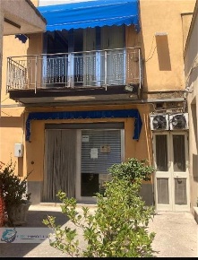 Foto Locale commerciale in Via Autonomia Siciliana 9, Lercara Friddi