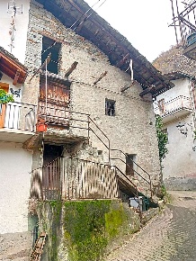 Foto Rustico in via pramotton, Donnas di 70 m² con 2 locali in vendita