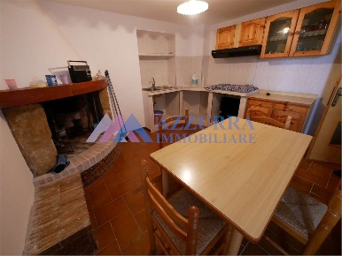 Foto Rustico a Torricella Peligna di 135 m² con 6 locali in vendita